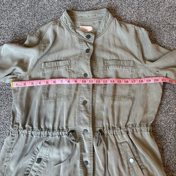 LOFT Green Lightweight Utility Jacket - size medium - Picture 6 of 10